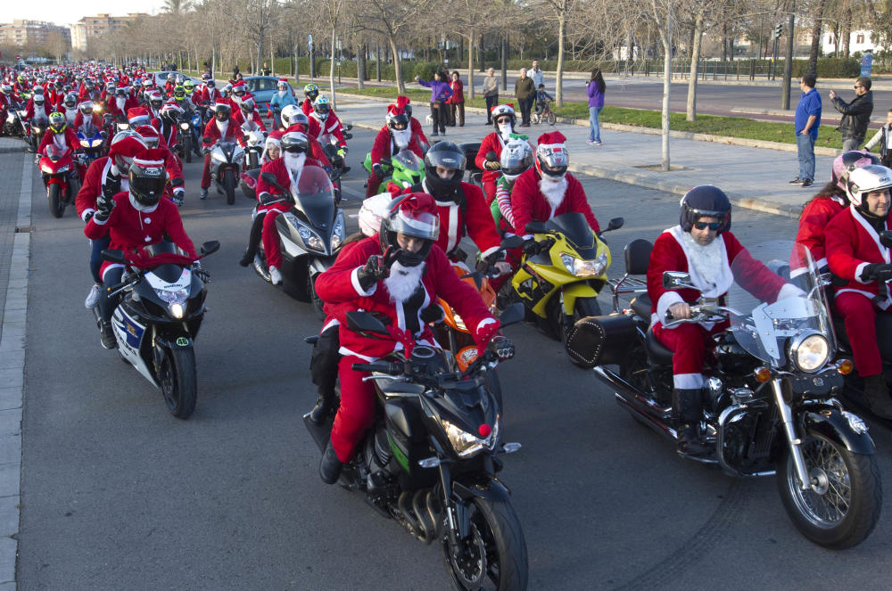 II Papanoelda Motera Solidaria